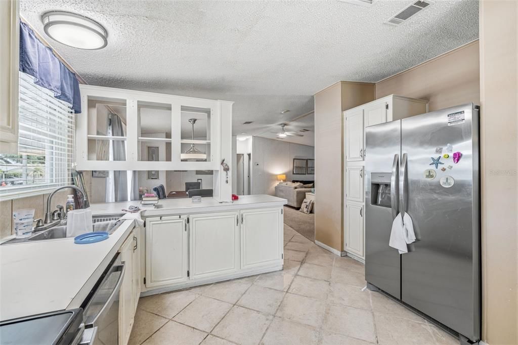 En Venta: $185,000 (3 camas, 2 baños, 1624 Pies cuadrados)