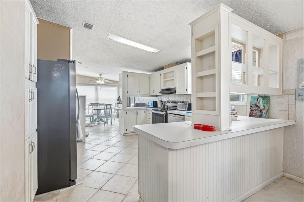 En Venta: $185,000 (3 camas, 2 baños, 1624 Pies cuadrados)