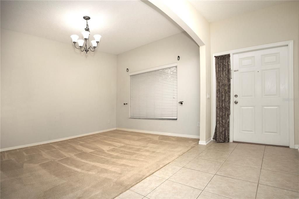 For Rent: $2,400 (3 beds, 2 baths, 2127 Square Feet)