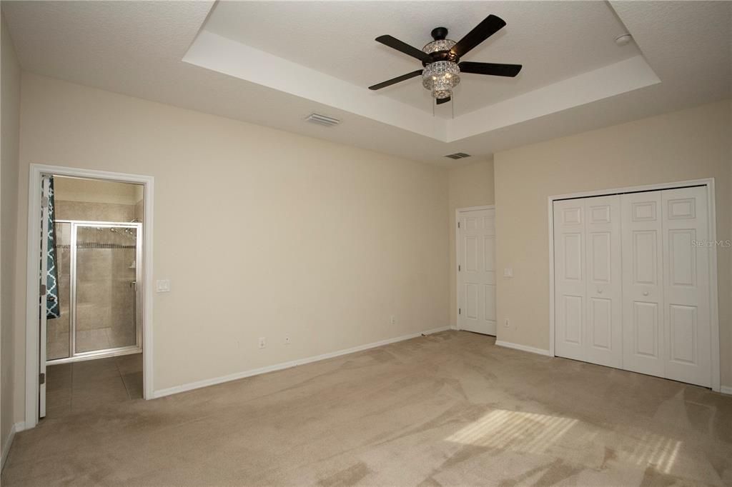 For Rent: $2,400 (3 beds, 2 baths, 2127 Square Feet)
