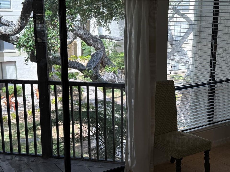 For Sale: $529,900 (2 beds, 2 baths, 1332 Square Feet)