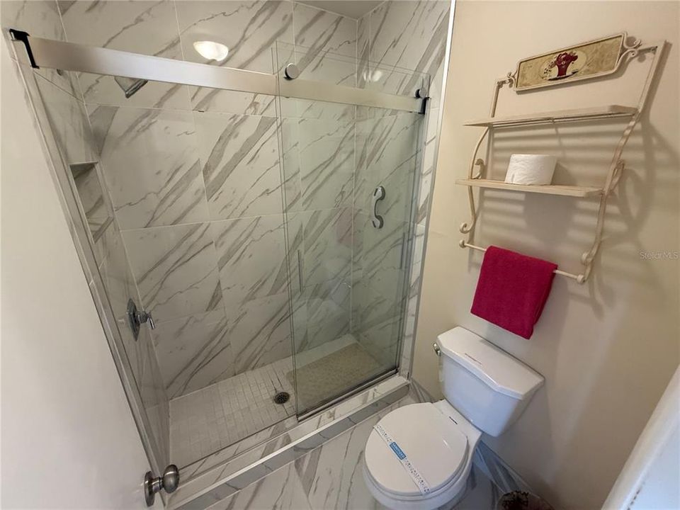 For Sale: $529,900 (2 beds, 2 baths, 1332 Square Feet)