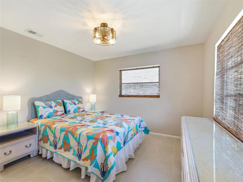 Active With Contract: $350,000 (3 beds, 2 baths, 1685 Square Feet)