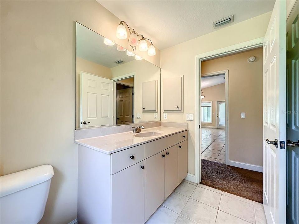 For Rent: $2,650 (4 beds, 3 baths, 2900 Square Feet)