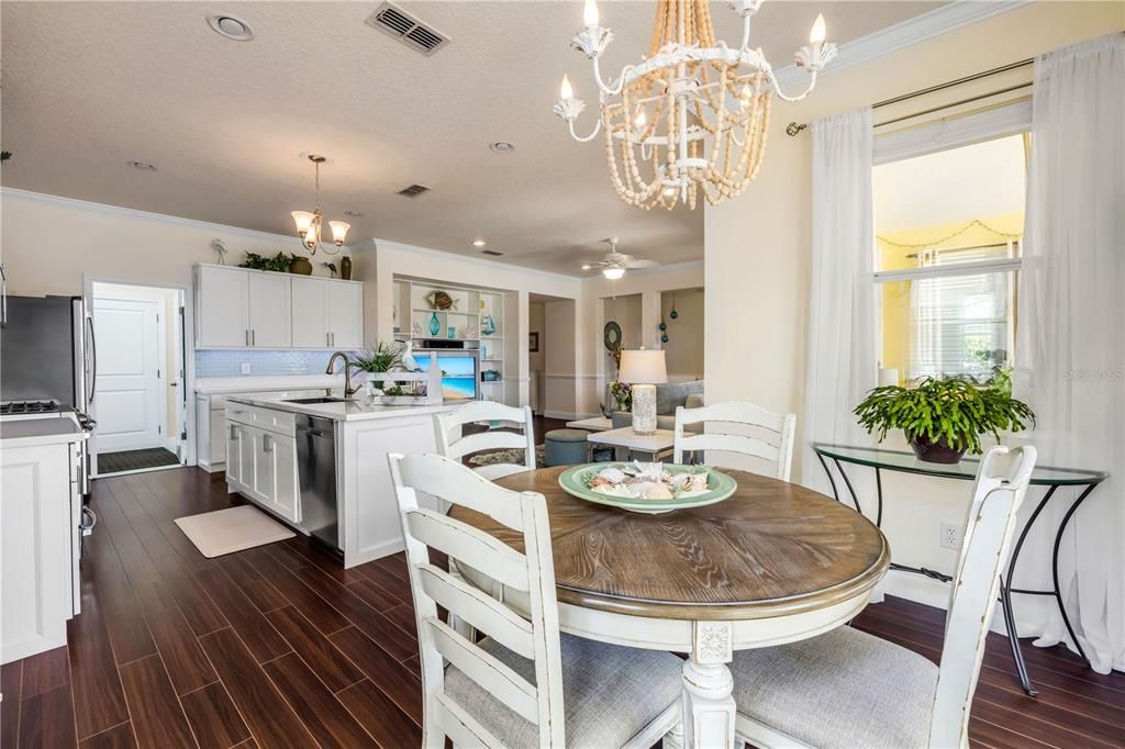 На продажу: $429,000 (3 спален, 2 ванн, 1648 Квадратных фут)
