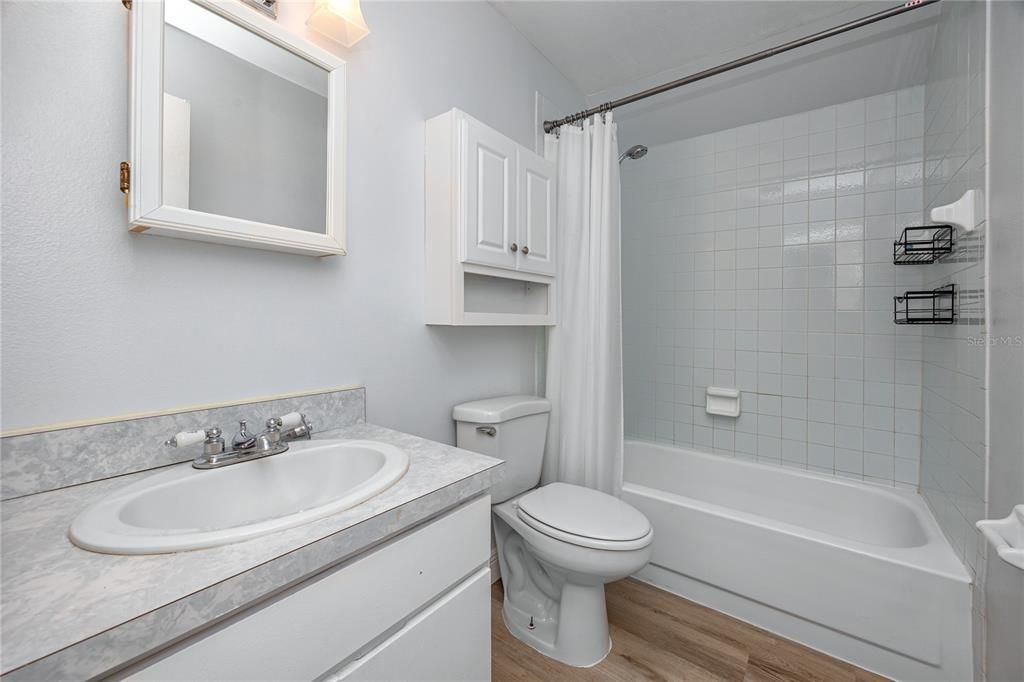 En Venta: $560,000 (3 camas, 2 baños, 1904 Pies cuadrados)