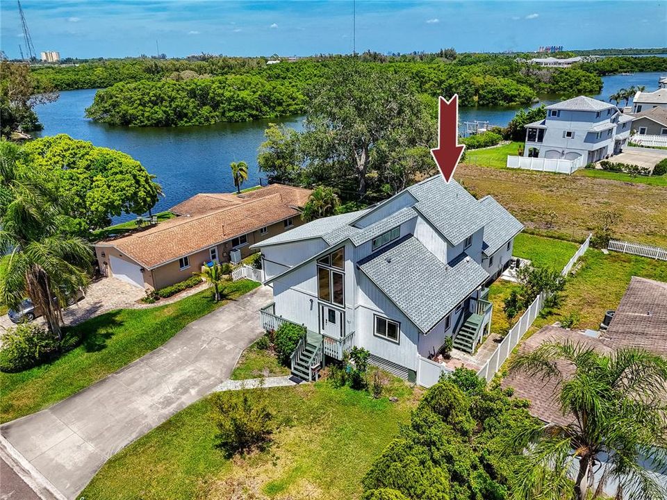 En Venta: $560,000 (3 camas, 2 baños, 1904 Pies cuadrados)