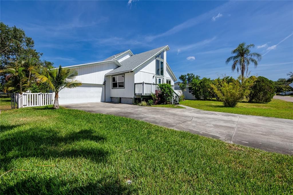 En Venta: $560,000 (3 camas, 2 baños, 1904 Pies cuadrados)