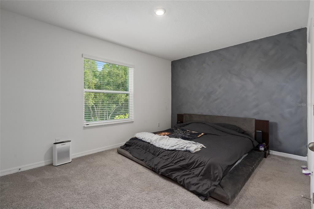 For Rent: $2,300 (3 beds, 2 baths, 1673 Square Feet)