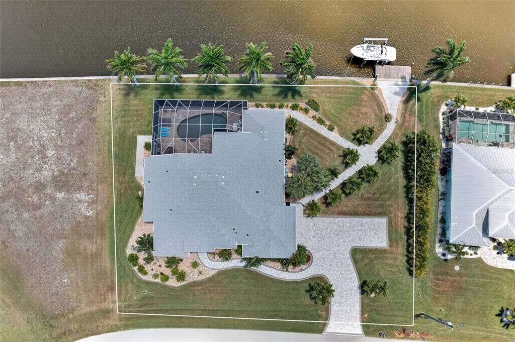 En Venta: $849,000 (4 camas, 3 baños, 2698 Pies cuadrados)