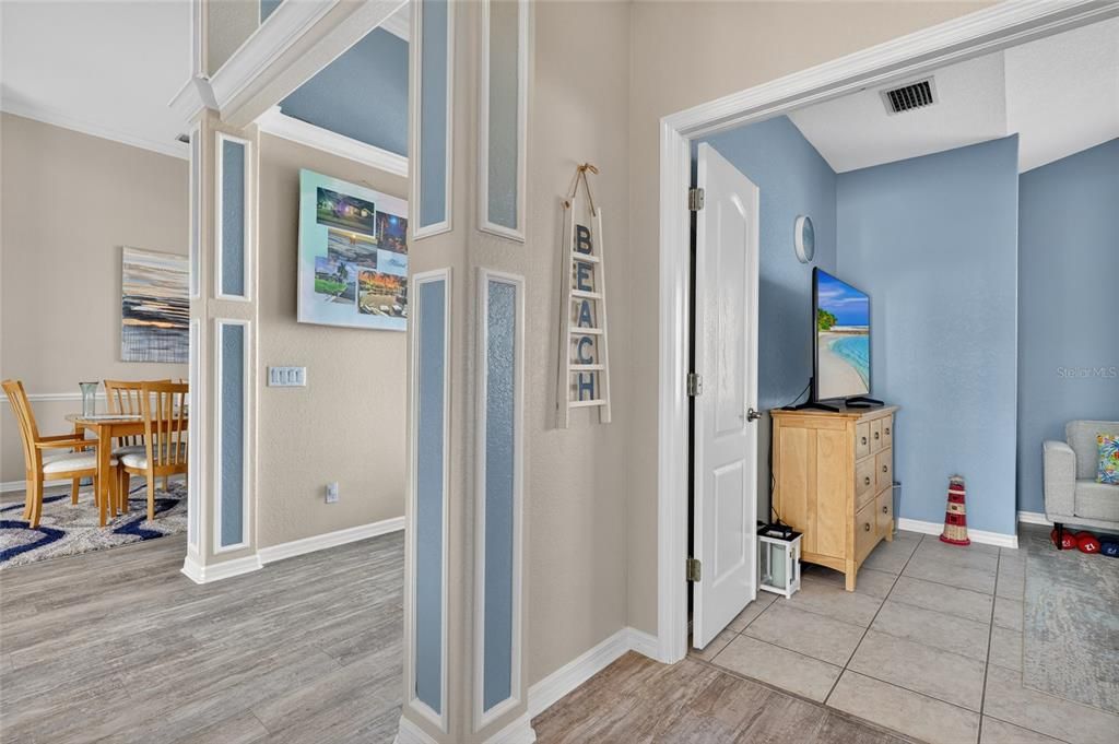En Venta: $849,000 (4 camas, 3 baños, 2698 Pies cuadrados)