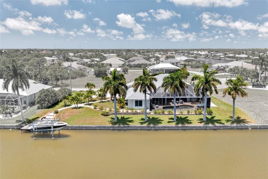 En Venta: $849,000 (4 camas, 3 baños, 2698 Pies cuadrados)