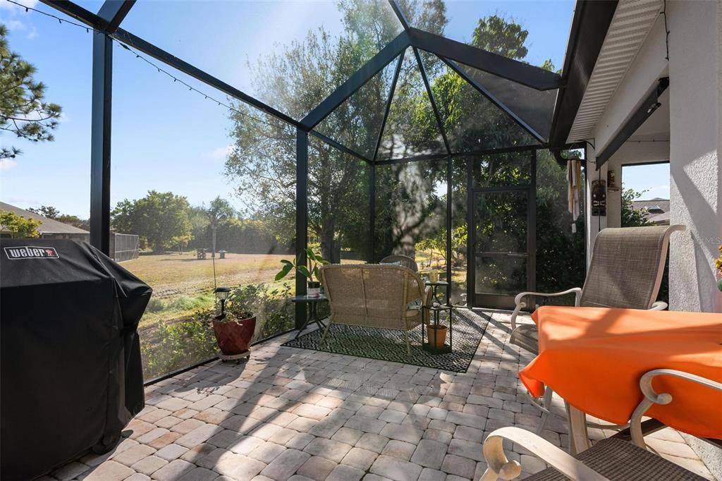 Active With Contract: $1,750 (3 beds, 2 baths, 1735 Square Feet)