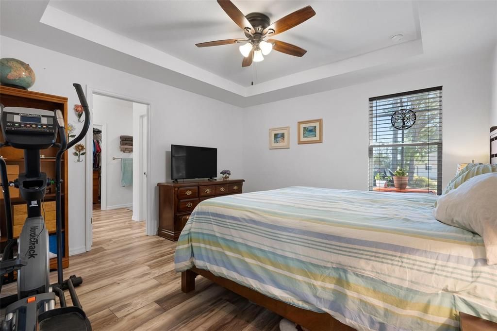 Active With Contract: $1,750 (3 beds, 2 baths, 1735 Square Feet)