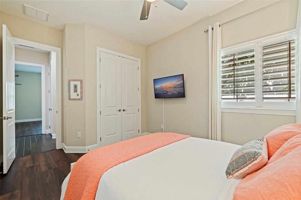 For Sale: $1,900,000 (4 beds, 3 baths, 3257 Square Feet)