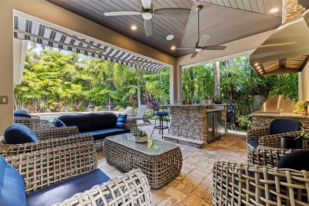 For Sale: $1,900,000 (4 beds, 3 baths, 3257 Square Feet)