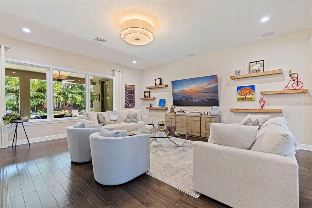 For Sale: $1,900,000 (4 beds, 3 baths, 3257 Square Feet)