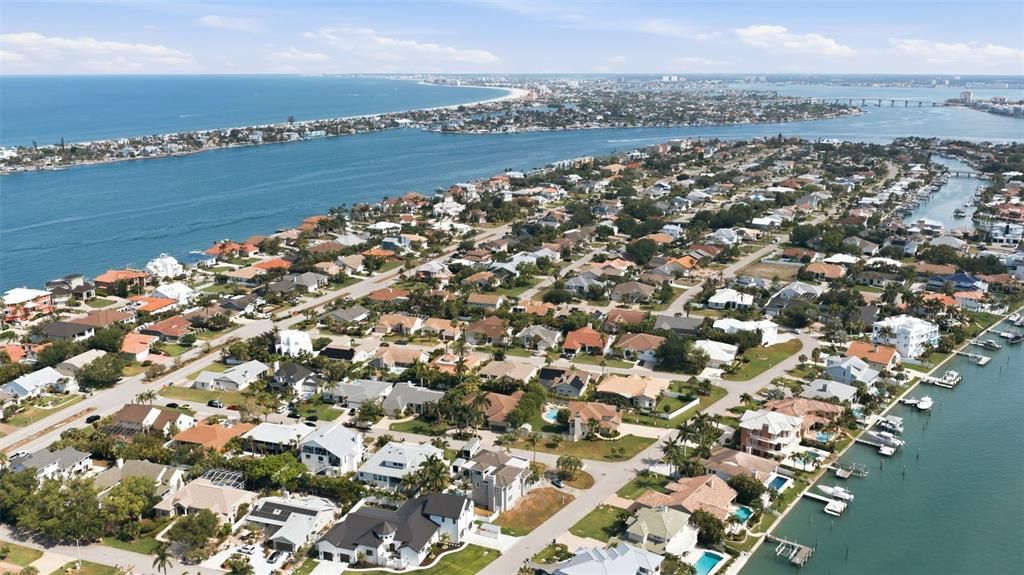 For Sale: $1,900,000 (4 beds, 3 baths, 3257 Square Feet)