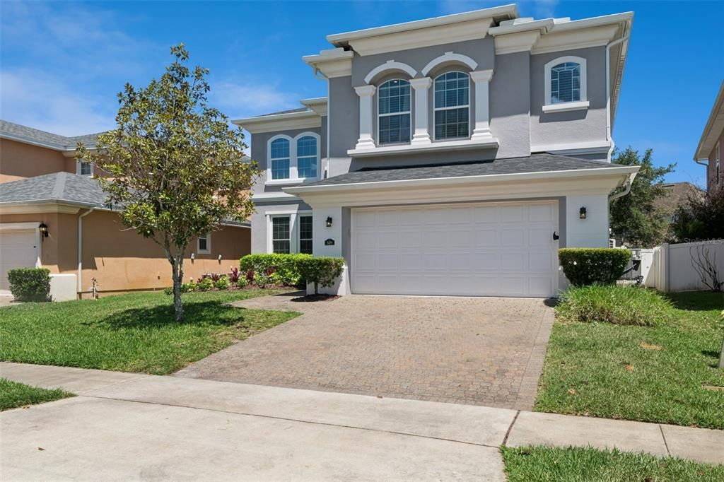 En Venta: $649,000 (4 camas, 2 baños, 3141 Pies cuadrados)