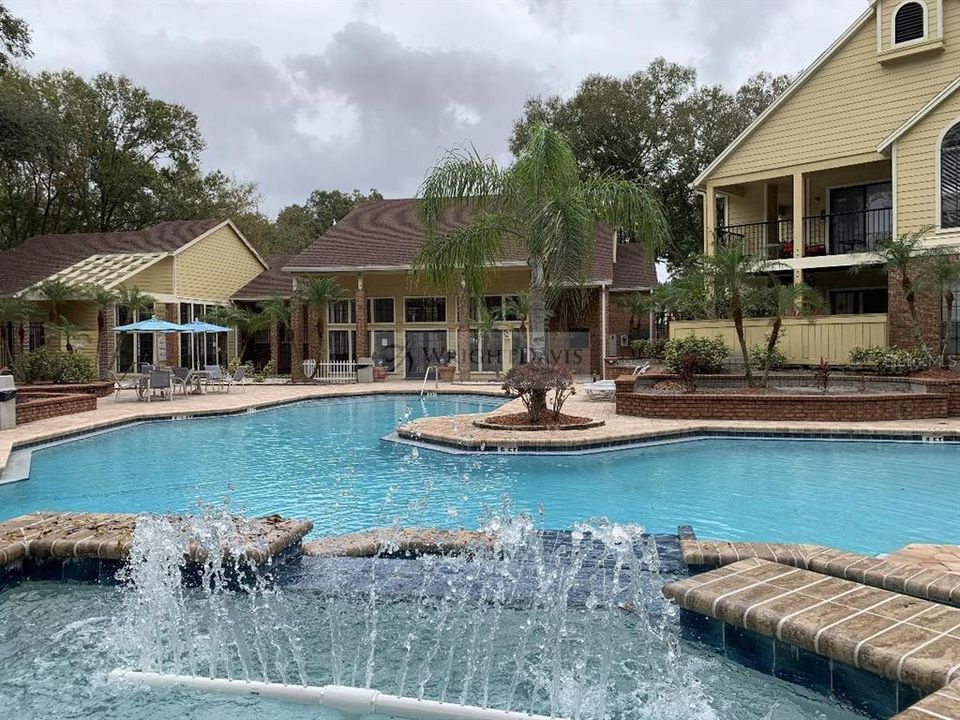For Rent: $1,195 (1 beds, 1 baths, 581 Square Feet)