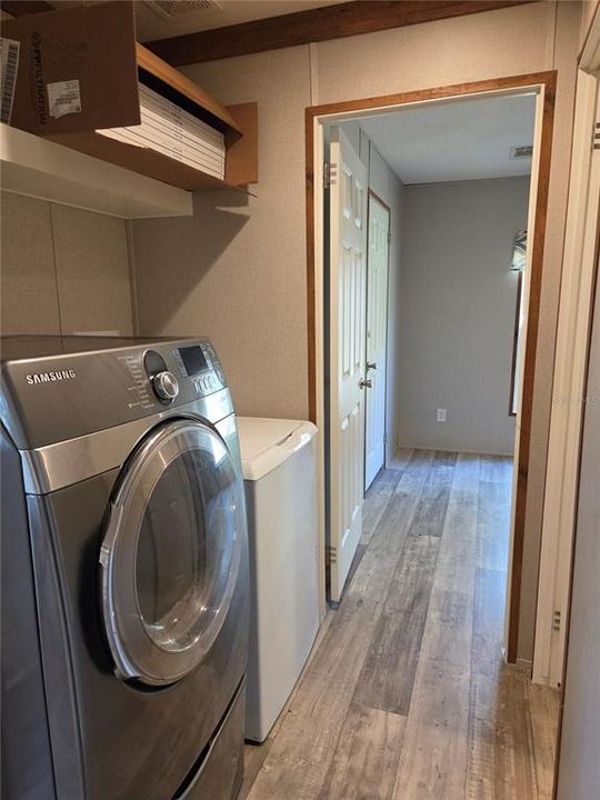 En Venta: $215,000 (3 camas, 2 baños, 1175 Pies cuadrados)