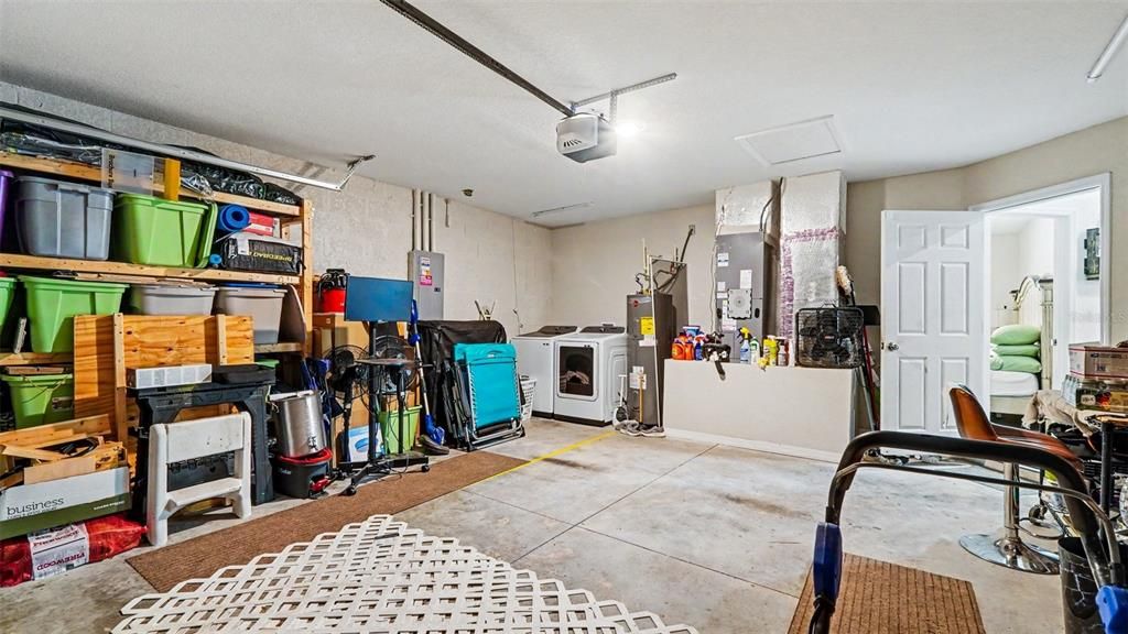 Activo con contrato: $245,000 (3 camas, 2 baños, 1228 Pies cuadrados)