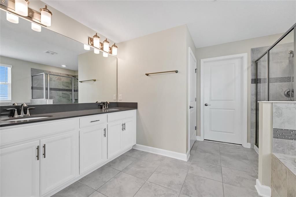 Active With Contract: $595,000 (4 beds, 2 baths, 2683 Square Feet)