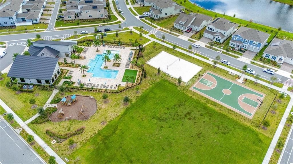 Active With Contract: $595,000 (4 beds, 2 baths, 2683 Square Feet)