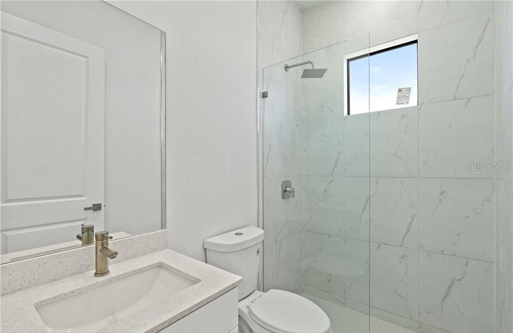 For Sale: $420,000 (4 beds, 3 baths, 1904 Square Feet)