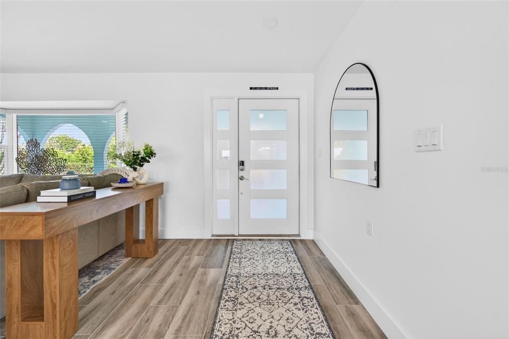 For Sale: $1,685,000 (4 beds, 2 baths, 2079 Square Feet)