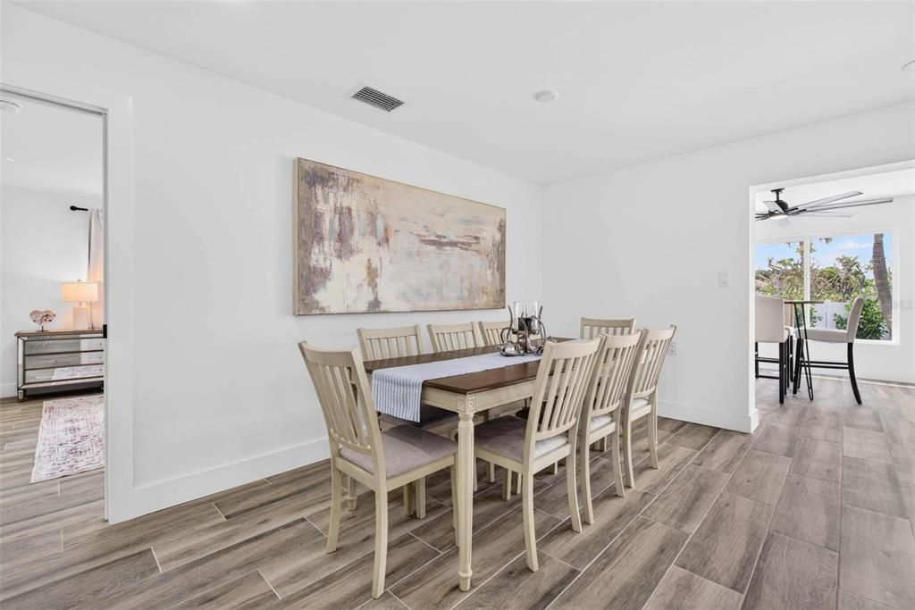 For Sale: $1,685,000 (4 beds, 2 baths, 2079 Square Feet)