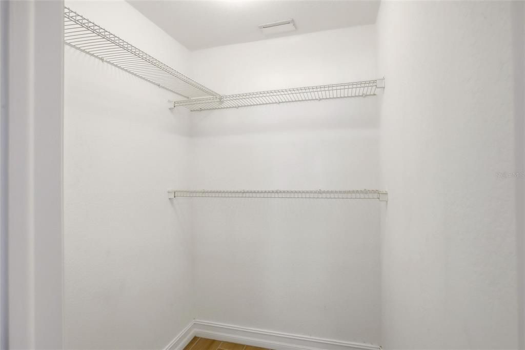 En Renta: $2,700 (3 camas, 2 baños, 2164 Pies cuadrados)