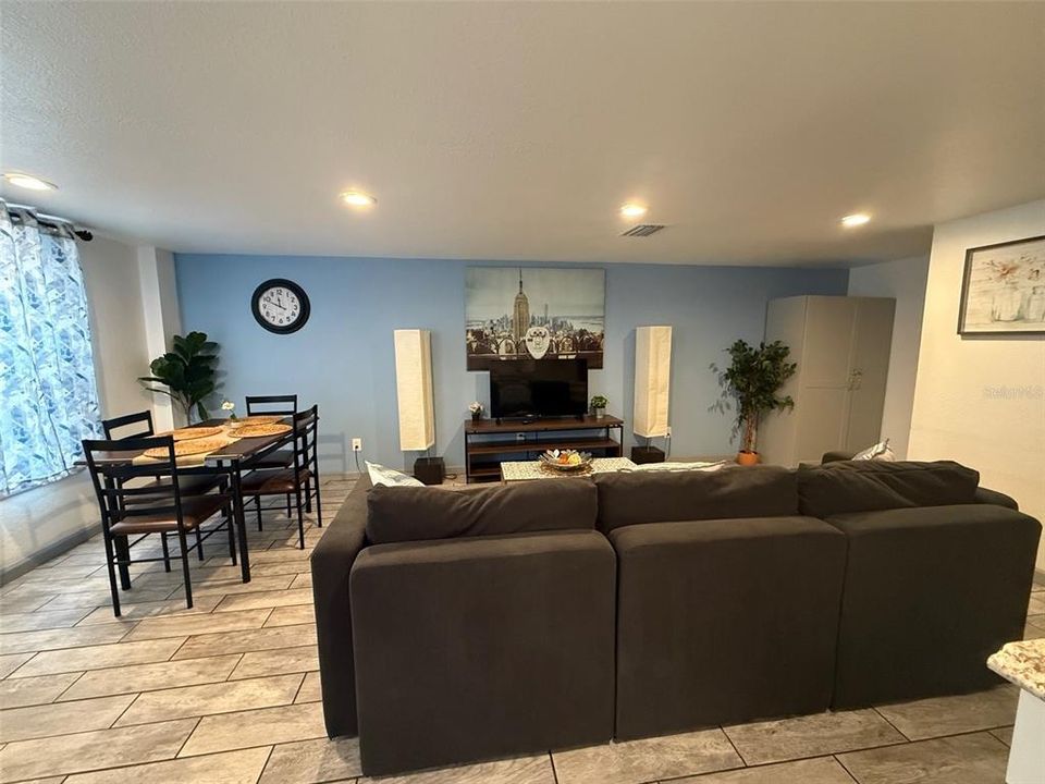 For Sale: $315,000 (4 beds, 2 baths, 1480 Square Feet)