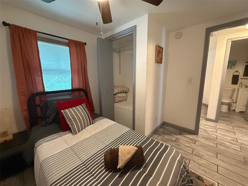 For Sale: $315,000 (4 beds, 2 baths, 1480 Square Feet)