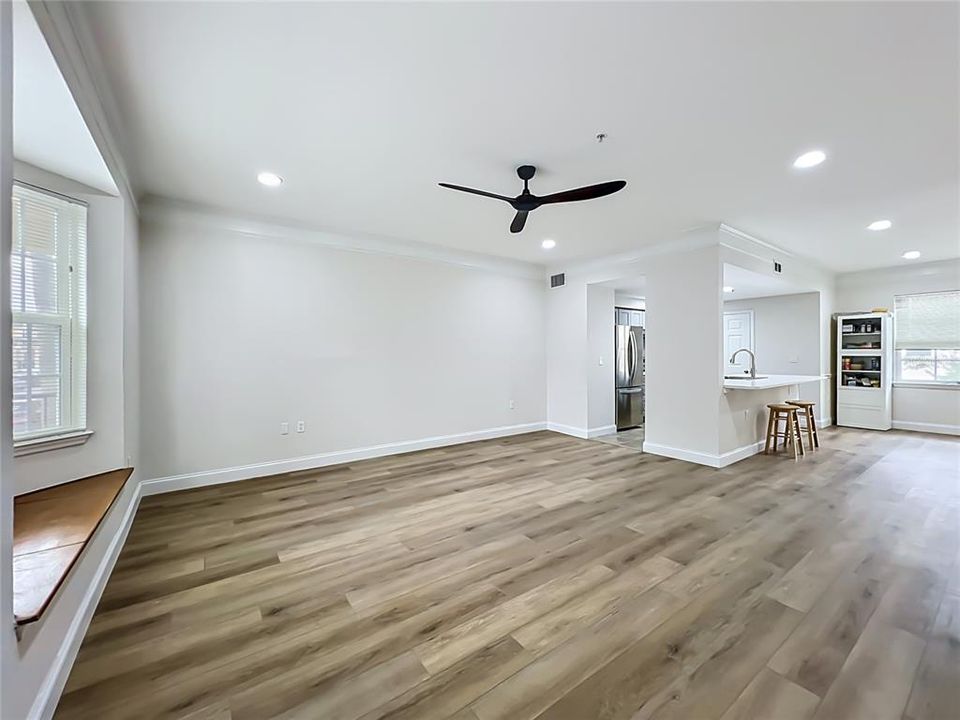 For Sale: $269,000 (3 beds, 2 baths, 1634 Square Feet)