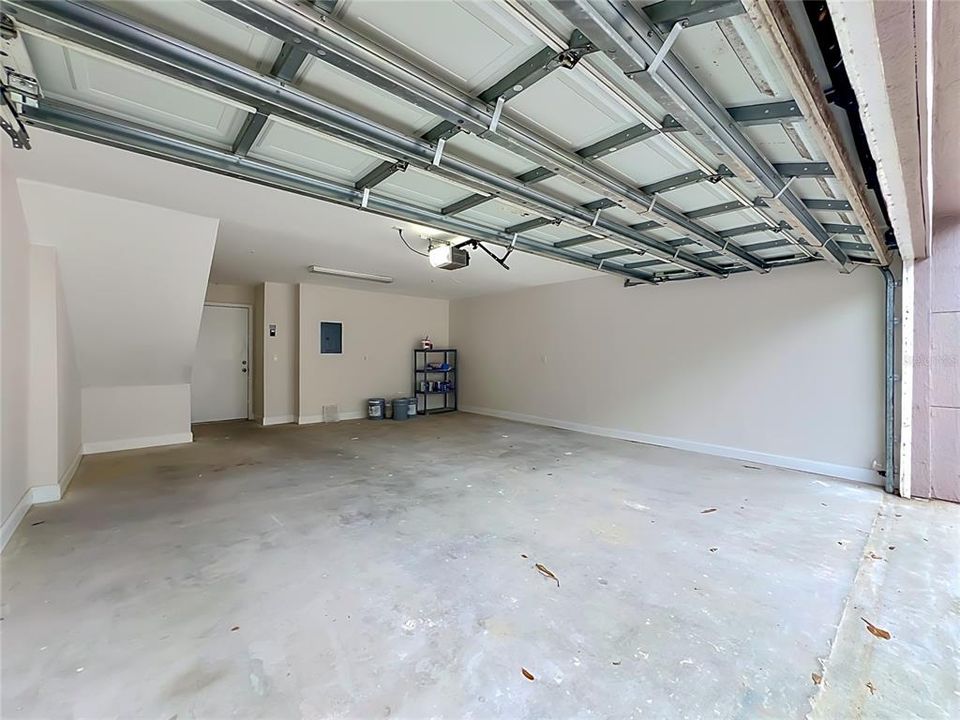 For Sale: $269,000 (3 beds, 2 baths, 1634 Square Feet)