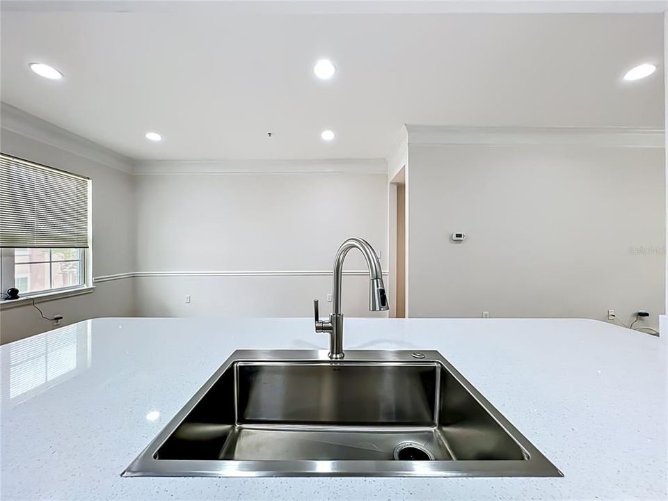 For Sale: $269,000 (3 beds, 2 baths, 1634 Square Feet)