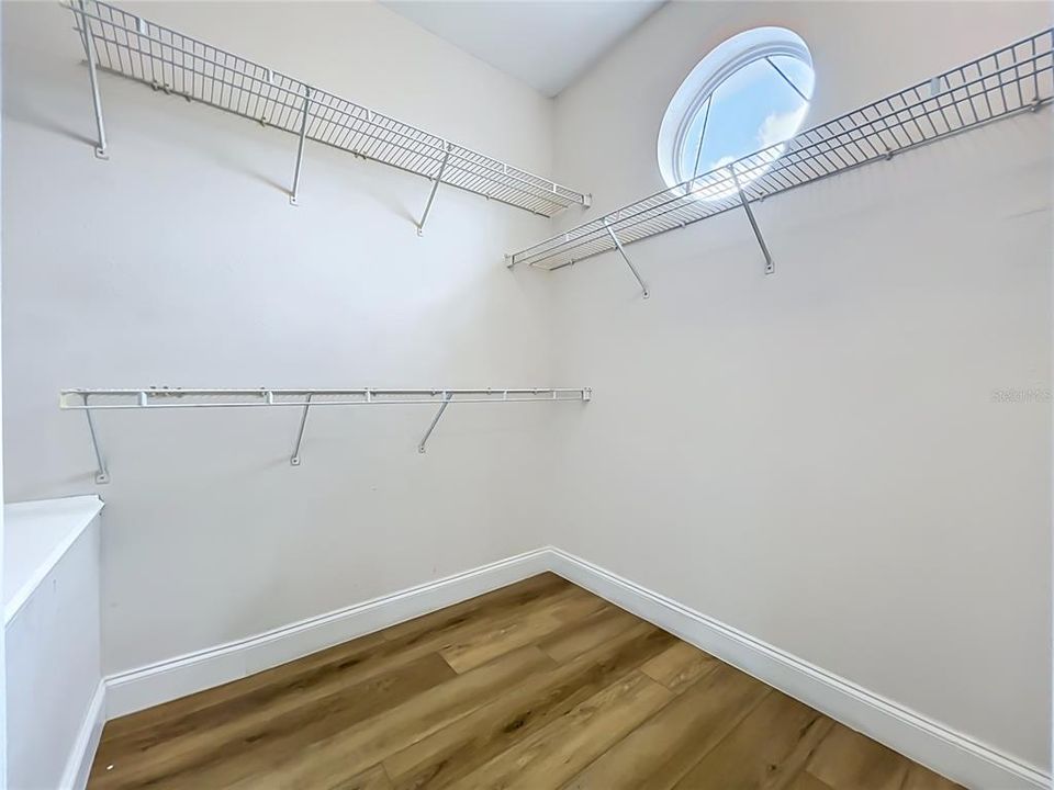 For Sale: $269,000 (3 beds, 2 baths, 1634 Square Feet)