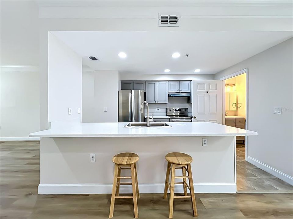 For Sale: $269,000 (3 beds, 2 baths, 1634 Square Feet)