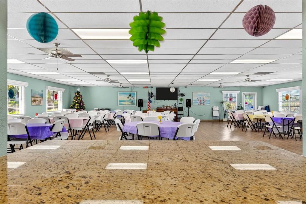 Activo con contrato: $158,000 (2 camas, 2 baños, 1144 Pies cuadrados)