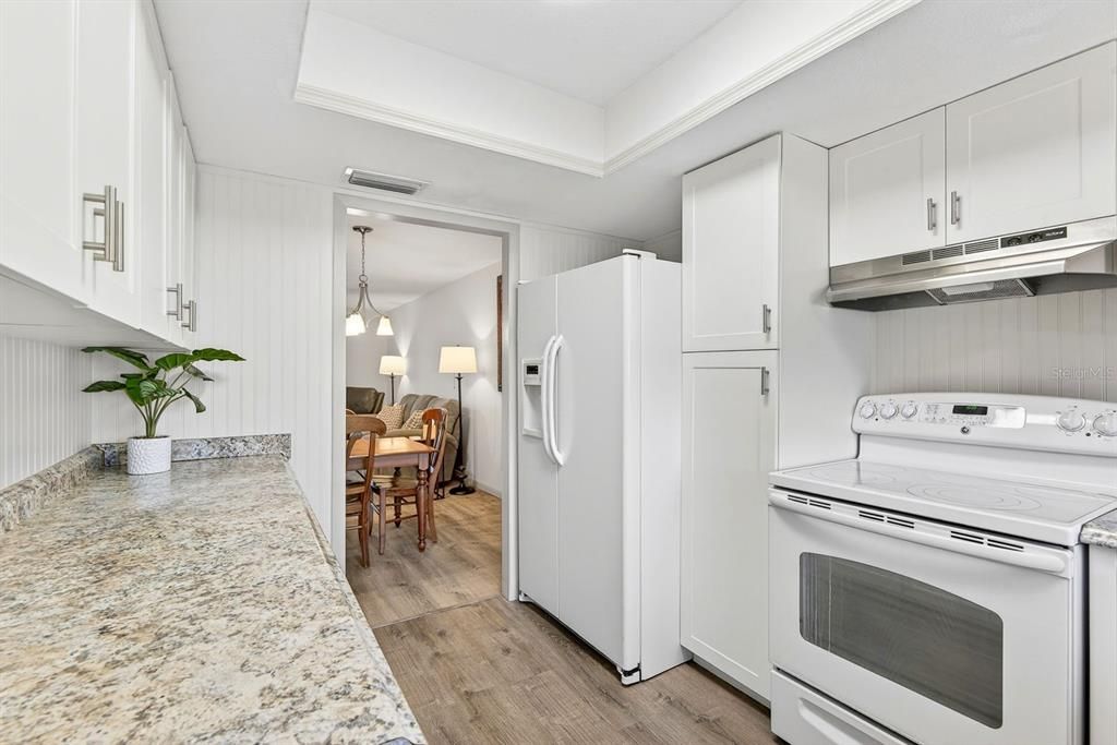 Activo con contrato: $158,000 (2 camas, 2 baños, 1144 Pies cuadrados)