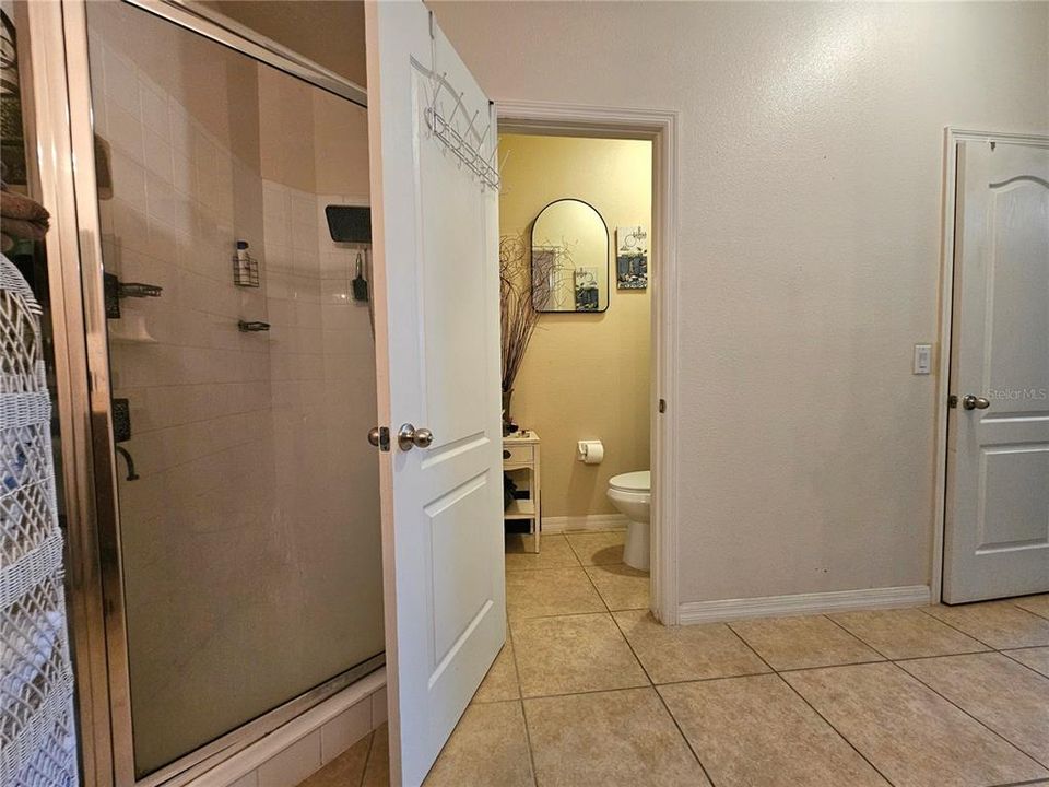 En Venta: $380,000 (4 camas, 2 baños, 1948 Pies cuadrados)