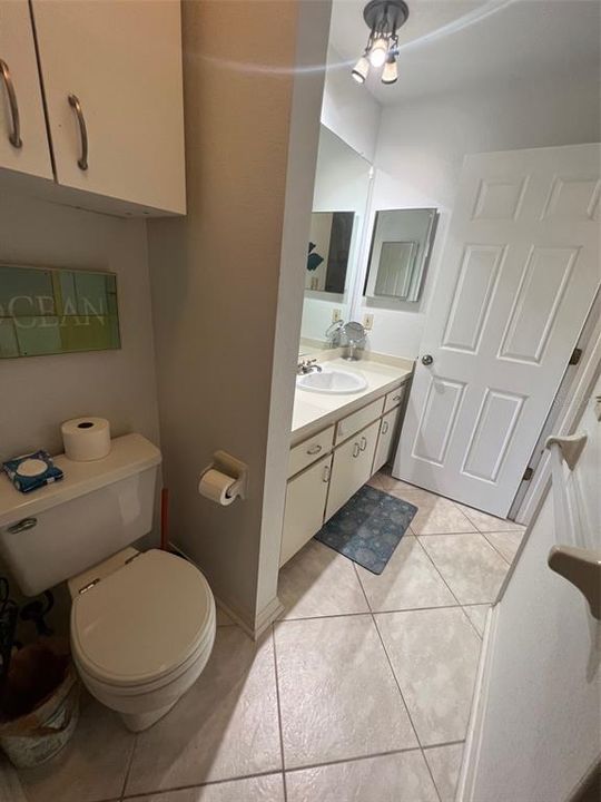 For Rent: $1,550 (2 beds, 1 baths, 826 Square Feet)