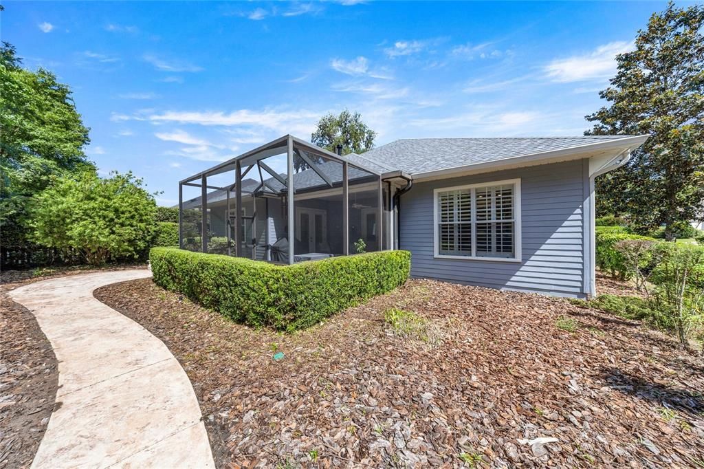 Active With Contract: $549,000 (3 beds, 3 baths, 2389 Square Feet)