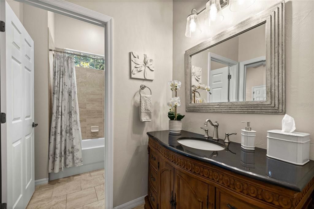 Active With Contract: $549,000 (3 beds, 3 baths, 2389 Square Feet)