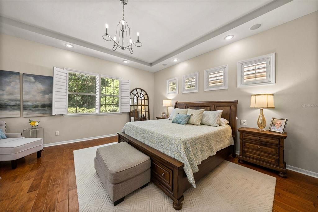 Active With Contract: $549,000 (3 beds, 3 baths, 2389 Square Feet)