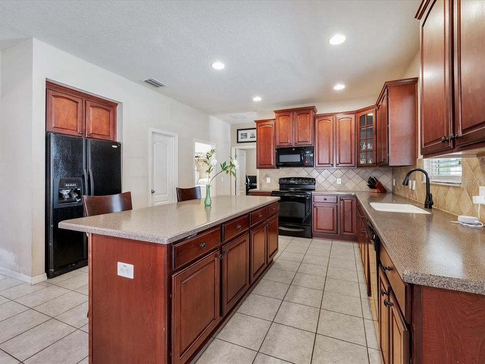For Sale: $485,000 (4 beds, 4 baths, 3054 Square Feet)
