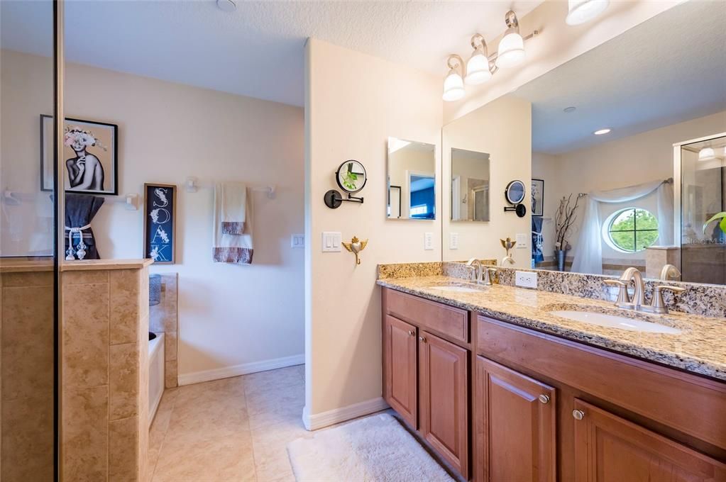 For Sale: $398,000 (4 beds, 3 baths, 2416 Square Feet)