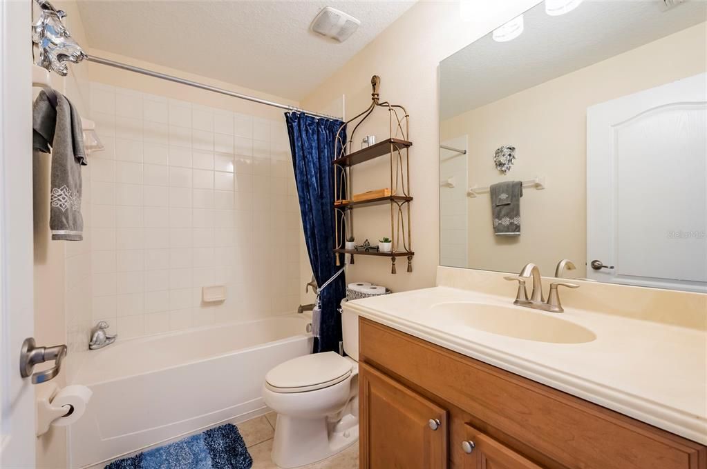 For Sale: $398,000 (4 beds, 3 baths, 2416 Square Feet)