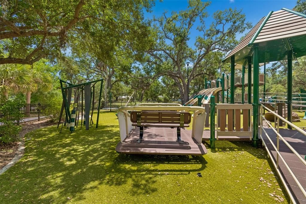 Active With Contract: $684,000 (3 beds, 2 baths, 1904 Square Feet)